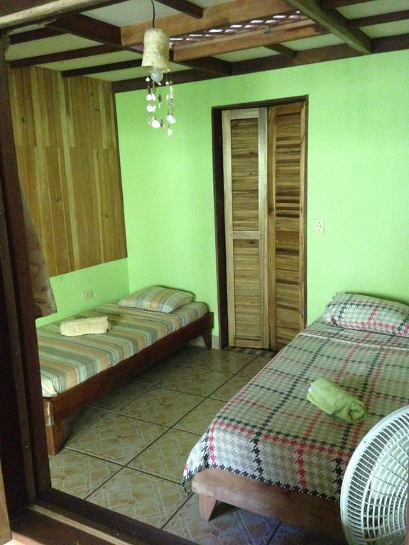 فيلا La Casa De Rolando Puerto Viejo de Talamanca المظهر الخارجي الصورة